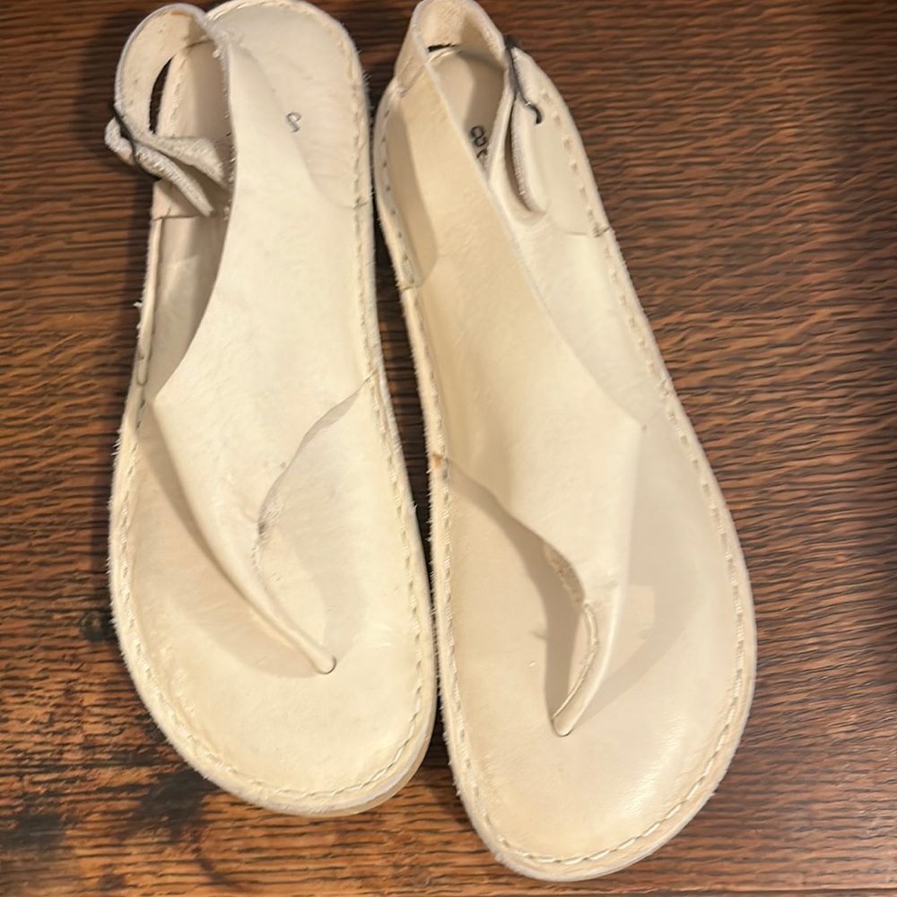 Wild soles leather sandals